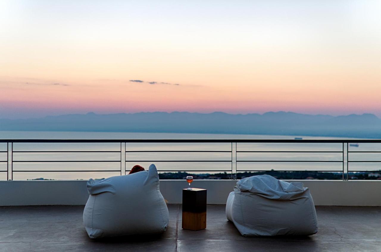 Avía Euphoria Suites المظهر الخارجي الصورة